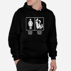 Schwarzes Hoodie 'Deine Frau vs. Meine Frau' – Lustiges Design