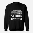 Stolzes Schwarz Sweatshirt für serbische Partnerin, Liebeserklärung Tee