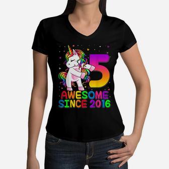 5 Years Old Unicorn Flossing 5Th Birthday Girl Unicorn Party Women V-Neck T-Shirt | Crazezy AU