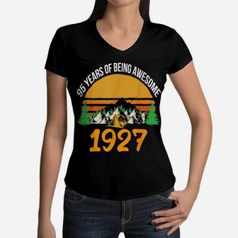 95 Years Of Being Awesome 1927 95Th Birthday Boys Girls Women V-Neck T-Shirt | Crazezy