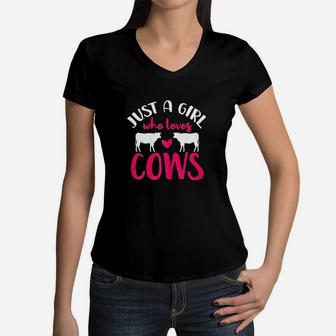 Cow Just A Girl Who Loves Cows Gift Women V-Neck T-Shirt | Crazezy