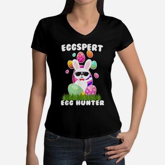 Eggspert Egg Hunter Easter Boys Girls Kids Hunter Hunting Women V-Neck T-Shirt | Crazezy AU
