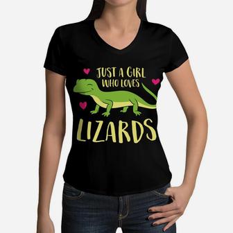 Just A Girl That Loves Lizards Cute Lizard Girl Women V-Neck T-Shirt | Crazezy CA