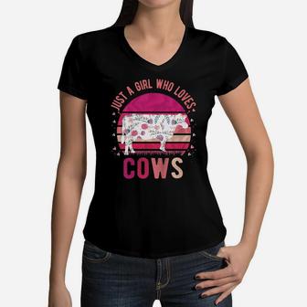 Kids Just A Girl Who Loves Cows Vintage Retro Gift Women V-Neck T-Shirt | Crazezy DE