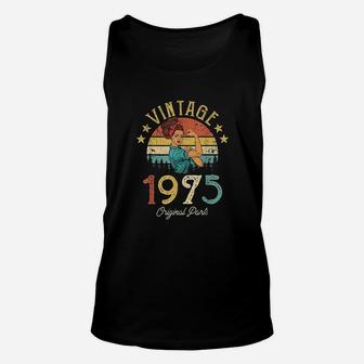 Vintage 1975 Made In 1975 45Th Birthday 45 Years Old Gift Unisex Tank Top | Crazezy DE