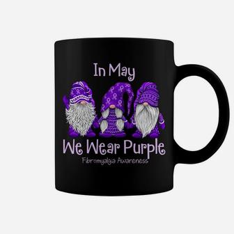 Gnome In May We Wear Purple Fibromyalgia Awareness Coffee Mug | Crazezy DE