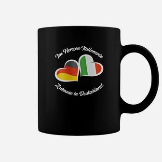Italiener im Herzen Tassen, Schwarz mit Italien-Farben Herzen - Seseable
