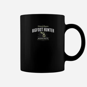 Michigan Bigfoot Hunter Funny Sasquatch Coffee Mug - Thegiftio UK