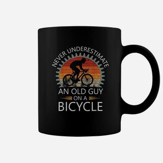 Never Underestimate An Old Guy On A Bicycle Coffee Mug - Thegiftio UK