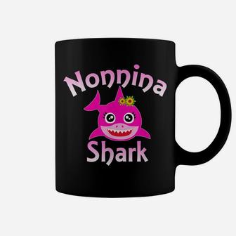 Nonnina Shark Funny Italian Granny Gift Coffee Mug | Crazezy DE