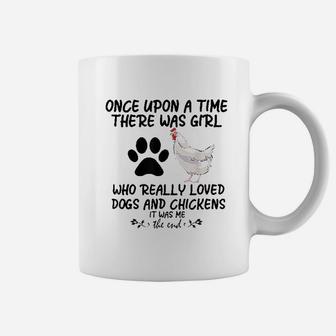 Funny Chicken There Was Girl Who Loved Dogs Chickens Coffee Mug | Crazezy DE