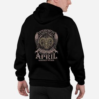 Adler Motiv Herren Hoodie, April Geburtstag Spruch, Schwarzes Tee - Seseable