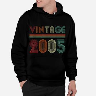 Born In 2005 Retro Vintage 16Th Birthday Gifts 16 Years Old Hoodie | Crazezy CA