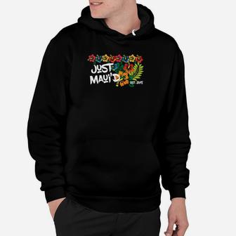 Funny Just Married In Maui For The Just Mauid Couple Hoodie - Thegiftio UK