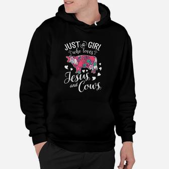 Just A Girl Who Loves Jesus And Cows Hoodie - Thegiftio