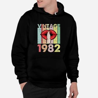 Lips And Finger Vintage 1982 Birthday 39 Years Old Hoodie | Crazezy AU