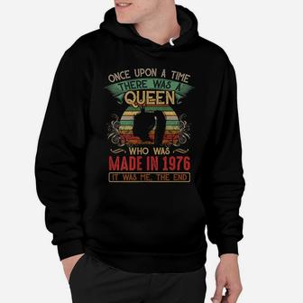 Womens 45Th Birthday Queen Made In 1976 Hoodie | Crazezy