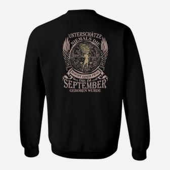 Geburtstags-Sweatshirt mit Adler, September Mann Kraft Spruch - Seseable