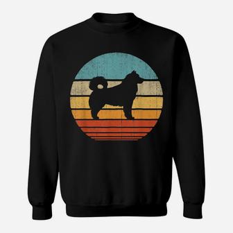 Alaskan Malamute Vintage Silhouette 60S 70S Retro Gifts Dog Sweatshirt | Crazezy DE