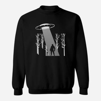 Bigfoot Alien Ufos Sweatshirt - Thegiftio