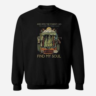 Camping And Into The Forest I Go To Lose My Mind Sweatshirt | Crazezy DE