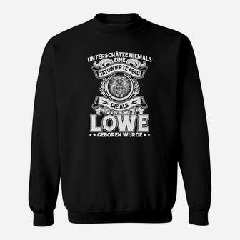 Ein Tatowiertes Frau Die Als Lowe Sweatshirt - Seseable