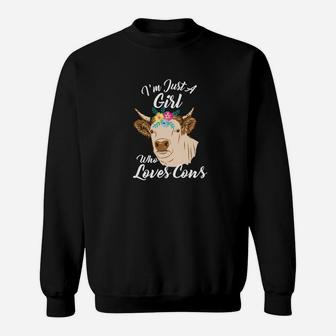 Just A Girl Who Loves Cows Floral Ranch Girl Gift Sweatshirt - Thegiftio UK