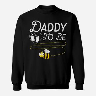 Mens New Dad Tshirt Daddy To Bee Funny Fathers Day Shirt Sweatshirt | Crazezy AU