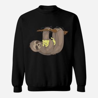 Sloth Hugging Cat | Funny Animal Keeper Lazy Cute Gift Sweatshirt | Crazezy DE
