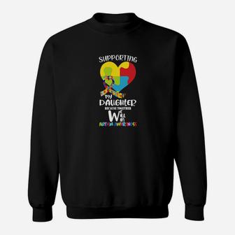 Supporting My Daughter Heart Puzzle Autism Awareness Sweatshirt - Monsterry DE