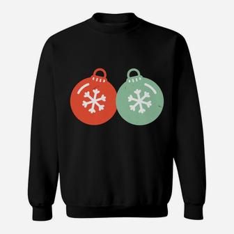 Vintage Retro I Like Your Balls Christmas Xmas Holiday Gift Sweatshirt | Crazezy DE