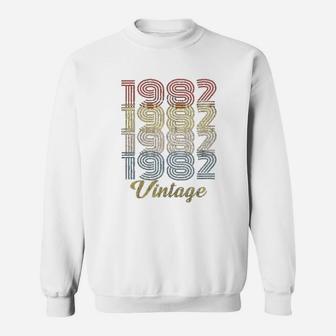 39Th Birthday 1982 Vintage Sweatshirt | Crazezy DE
