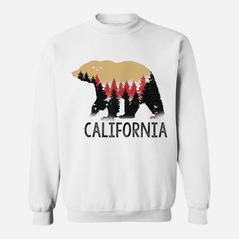 California Grizzly Bear Flag Nature Outdoor Souvenir Gift Sweatshirt | Crazezy DE