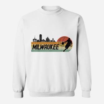Milwaukee Wi Cityscape Retro Sun - Basketball Fans Sweatshirt | Crazezy