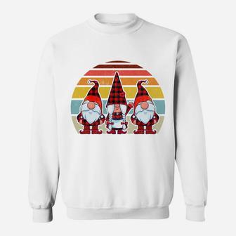 Three Gnomes Buffalo Plaid Retro Style Vintage Xmas Gnome Sweatshirt | Crazezy DE