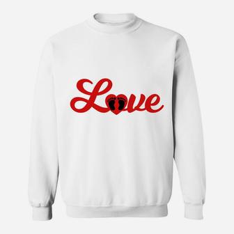 Valentines Day Pregnancy Announcement Love Heart Sweatshirt - Thegiftio UK