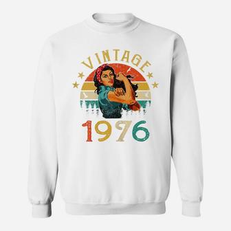 Womens Retro Vintage 1976 Made In 1976 45 Years Old 45Th Birthday Sweatshirt | Crazezy