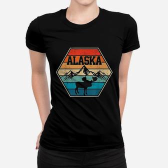Alaska Usa Mountain Hiking Vintage Retro Gift Women T-shirt | Crazezy DE