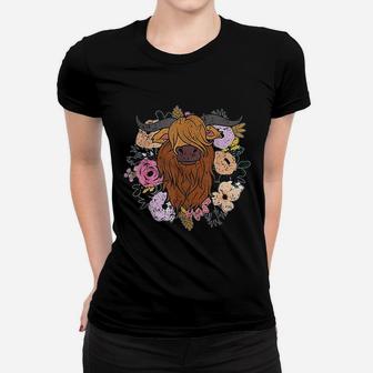 Animal Farmer Rose Flowers Highland Cow Women T-shirt - Thegiftio UK