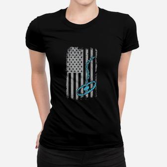 Fur Trapper Us American Flag Cool Outdoor Trapping Gear Women T-shirt - Thegiftio