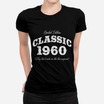 Gift For 60 Year Old Vintage Classic Car 1960 60Th Birthday Women T-shirt | Crazezy UK