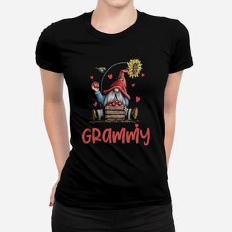Grammy Gnome Valentine's Gnome Women T-shirt - Monsterry DE