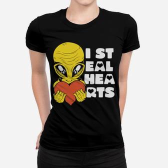 I Steal Hearts Valentine's Day Alien Ufo With A Heart Women T-shirt - Monsterry UK