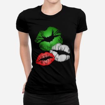 Italian Flag Colors Kissing Lips Women T-shirt | Crazezy DE