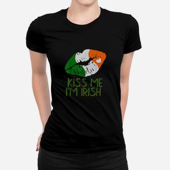 Kiss Me I Am Irish Women T-shirt - Monsterry