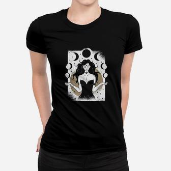 Luna The Moon Goddess Occult Moon Women T-shirt | Crazezy DE