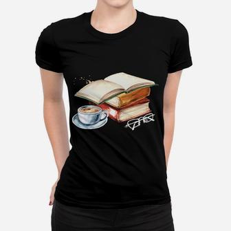 Never Underestimate An Old March Lady Who Reads Many Books Women T-shirt | Crazezy