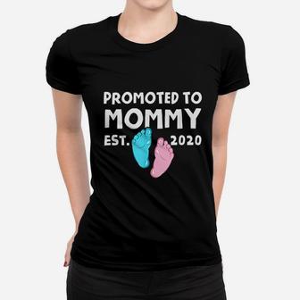 Promoted To Mommy Est 2020 New Mom Gift Women T-shirt - Thegiftio UK