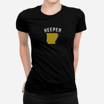 Proud Arkansas Beekeeper Honeycomb Apiarist Cool Sof Women T-shirt - Thegiftio UK