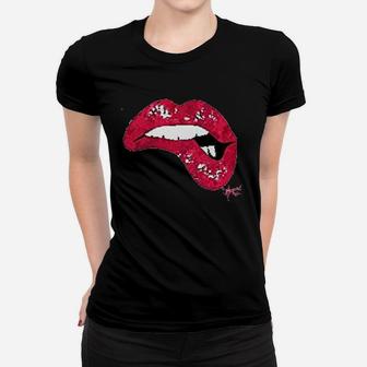 Red Lips Women T-shirt | Crazezy